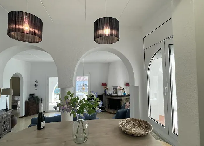 Ref Es78 80 Villa Palau Saverdera