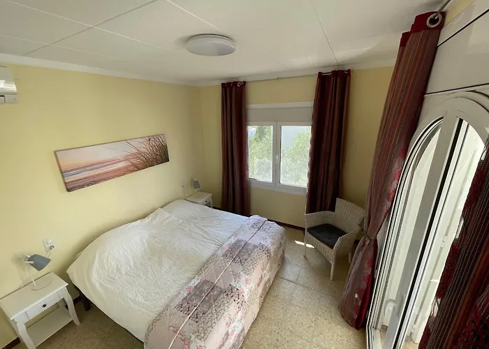 Ref Es78 80 Villa *