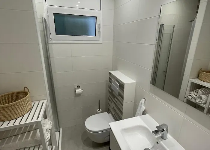 Ref Es78 80 Villa Palau Saverdera