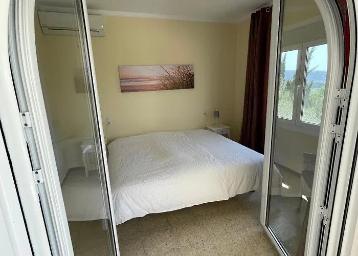 Ref Es78 80 Villa *